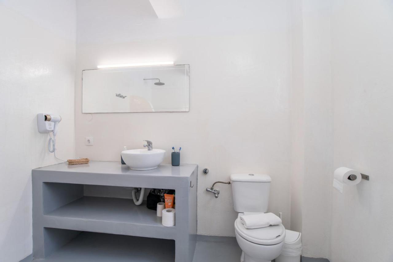 Livadia Seaside Studios 6 Парос Экстерьер фото